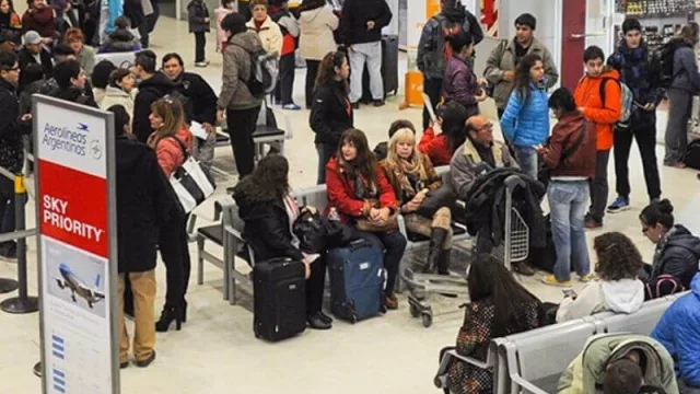 104.000 pasajeros pasaron en octubre por el aeropuerto de Neuquén