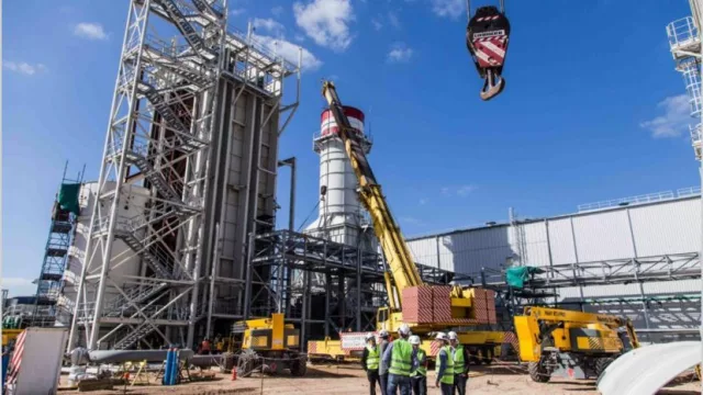 Caen 70% consumos de gasoil y fuel oil y ayuda a bajar el déficit energético