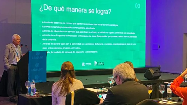 El presidente del Ijan presentó en las jornadas de Cibelae su modelo de responsabilidad social