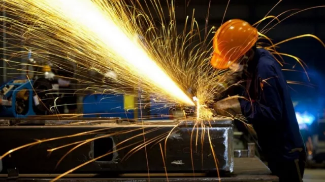 Metalúrgicos: acuerdan el pago del bono de $ 5.000 en tres cuotas 