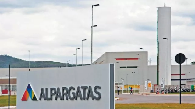 La planta de Alpargatas en Corrientes esperan producir al 100% en noviembre 