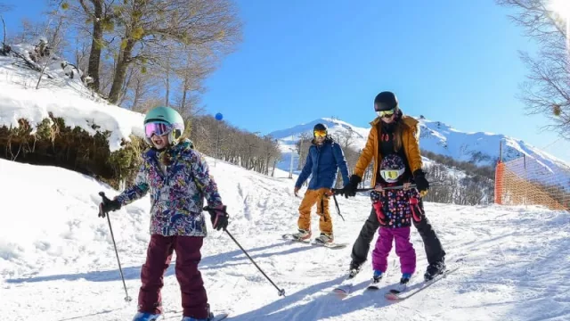 Desde Cerro Bayo indicaron que están “abierto al turismo y en completo funcionamiento”