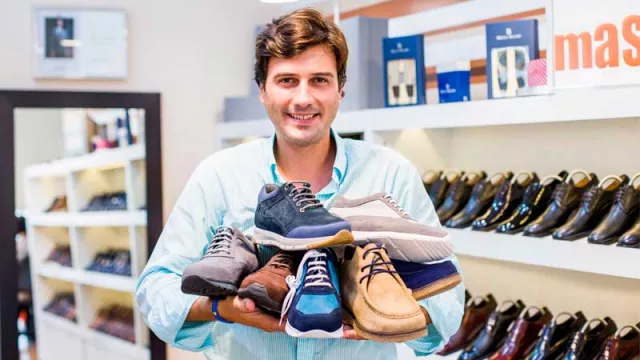 Atención caballeros debajo de 1,70: podés medir hasta 7 cm más con los zapatos de masaltos.com