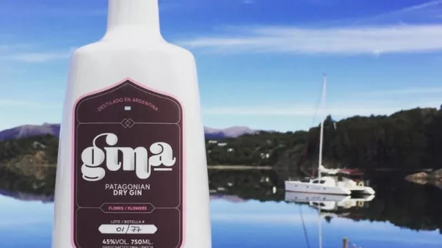 Noctua lanzó Gina, el primer gin con 100% de enebro neuquino, silvestre y cordillerano