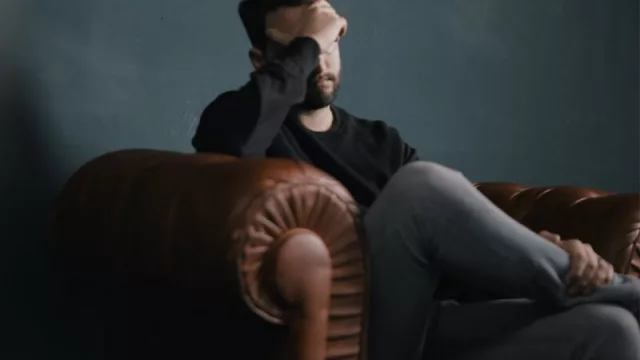 El Día del Trabajador nos encontrará frustrados: 75% no trabaja de lo que soñó y 60% no se da ningún gusto (encuesta Adecco)