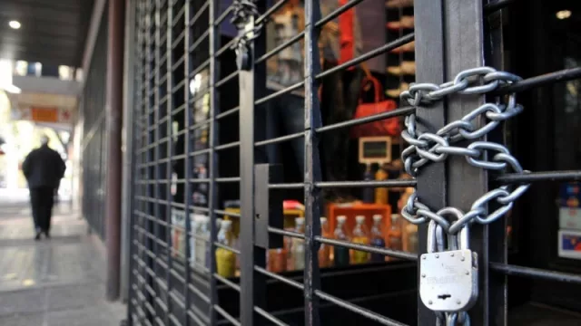 Crisis comercial en el macro centro bahiense: 248 locales cerrados