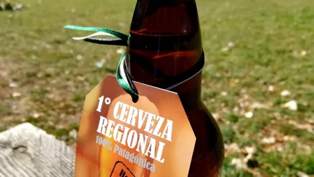 La primera cerveza 100% patagónica ya está en producción de la mano del INTA (y dicen que es excelente)