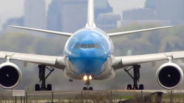 En mayo, Vaca Muerta recibirá el primer avión de cargas desde Houston