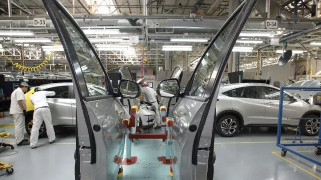 Sin reacción: la industria ya utiliza menos capacidad instalada que en 2002