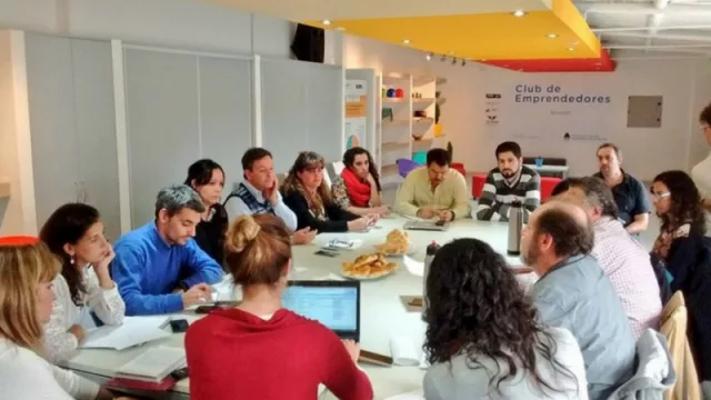 El Club de Emprendedores del Centro PyME- Adeneu recibió unas tres mil personas en 2018 (un total de 750 horas de uso)