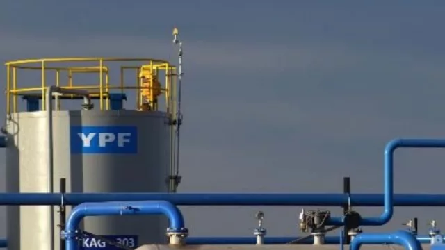 Más divisas para la Argentina: dos empresas más se suman a exportación de gas desde Vaca Muerta (son excedentes de los no convencionales)