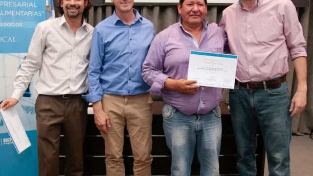 Neuquén ya tiene egresados de la Escuela de Agronegocios y piensa en nuevos mercados