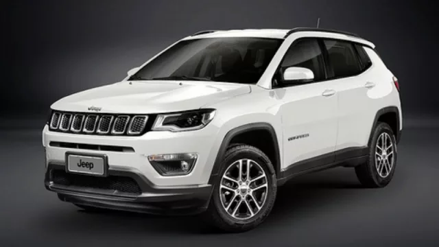 Compass Sport AT6: nueva versión automática más barata