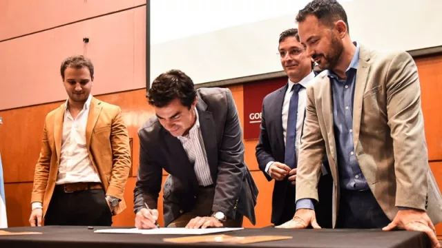 ¡Para aprovechar!: Más de 100 comercios venderán al costo, y 10 cadenas de super tendrán sus canastas navideñas