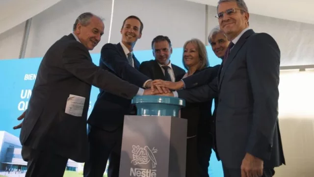 Canelones de café para el mundo (Nestlé Uruguay inauguró centro de operaciones)