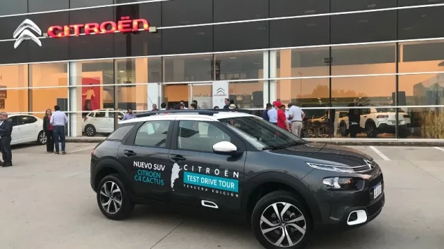 El Test Drive Tour de Citroen llega este jueves a Neuquén (D'Abord): 3 autos, 18.000 Km, 1.500 contactos