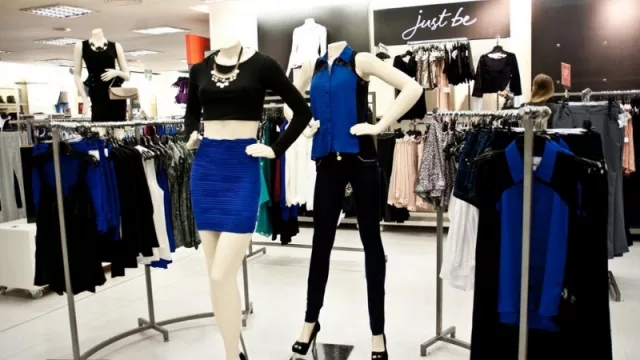 La brasilera Lojas Renner abrirá dos nuevas tiendas en Montevideo