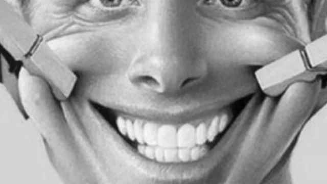 La sonrisa, esa vieja y simple herramienta de venta (la Patagonia en la mitad de la tabla)