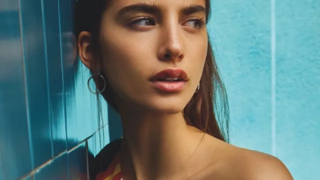 Mili Piñero: Model Colours