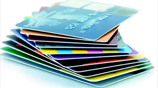 Tarjetas: cada vez más gente paga el mínimo porque no llega a pagar todo el saldo