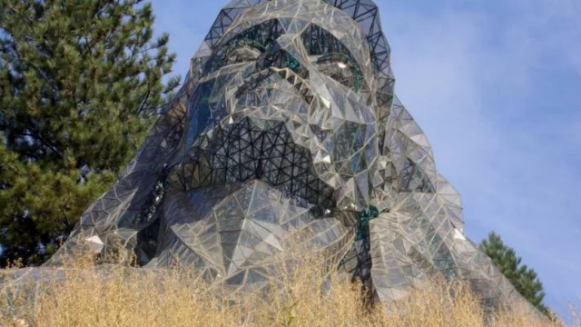 Mejoras en turismo: el “Sendero a Jesús Luz” del Parque Vía Christi de Junín de los Andes tendrá segunda etapa