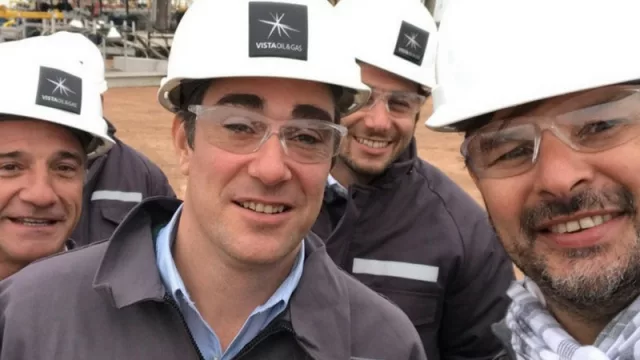 La actualidad de Vaca Muerta y la “senda exportadora” fueron los temas de agenda tras una visita nacional (¿No habrá más subsidios al gas?)