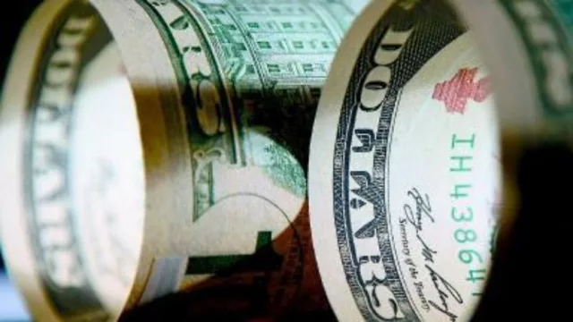 Por la disparada del dólar, el rojo externo se desplomó 75% en junio