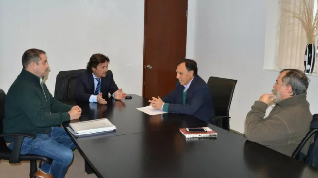La preocupación del sector de la construcción llegó al despacho del intendente Sáenz