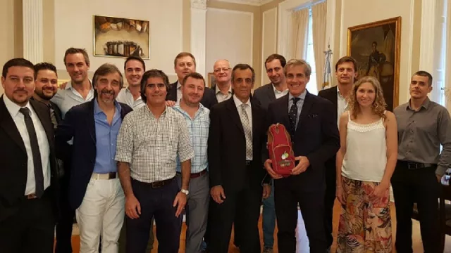 Unidos por la misma pasión: yerbateros promocionan el producto en Nueva York