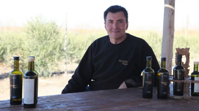 Praderas Neuquinas desde Centenario al mundo entero con sus aceites de oliva (¡hay un premium blend exquisito!)