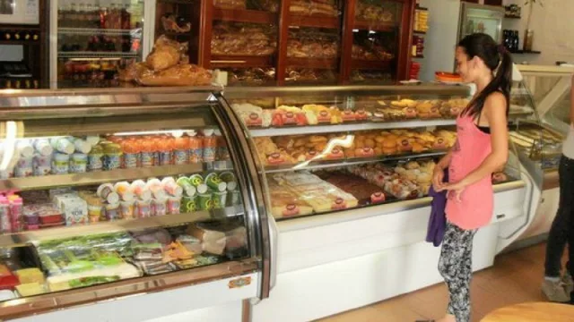 Salida de emergencia: el pan aumenta el 20% desde hoy, pero se logró frenar el lock out