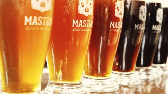 Mastra reinaugura su fábrica y lanza dos nuevas cervezas
