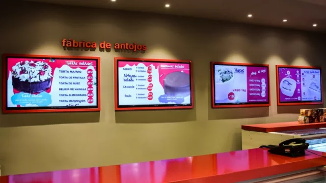 Cómo tener cartelería dinámica (o turneros) desde $ 990 por mes (la propuesta de Vixonic)