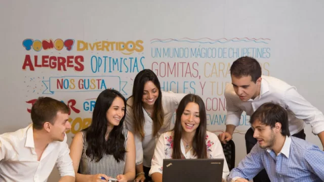 Arcor busca 21 profesionales de todas las áreas (contratación, hospedaje, viajes y cobertura médica)