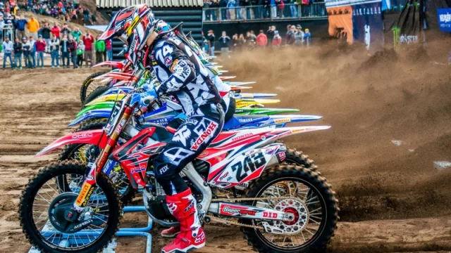 Ticketek ya vende las entradas para el Mundial de Motocross en Villa La Angostura (vuelve al “Patagonia Race Track” el ruido motor)