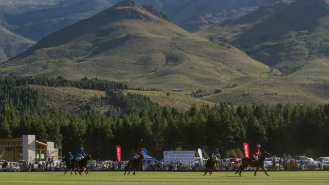 “Copa BPN”: Comenzó el Torneo de Polo de la Sociedad Rural de Neuquén