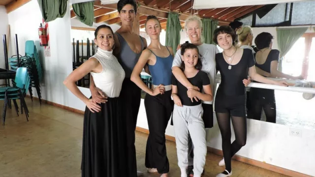 Boris Zambrano volvió a bailar en San Martín de los Andes (trabaja con Iñaki Urlezaga y se va a EE.UU)