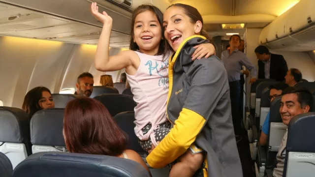 Flybondi ya está en Neuquén: vuelo inaugural para la primera “low cost” en llegar a la provincia