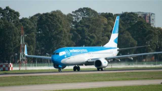 Va quedando claro el panorama: los gremios empiezan a hacer inviable Aerolíneas Argentinas 