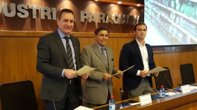 UIP y CAPASU firman convenio que favorece a la industria nacional