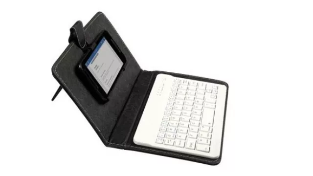 Importar merchandising sigue siendo “un tema” (volvieron las LNA, a lo Moreno)