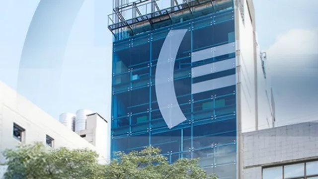 Lakaut puede “despapelizar” tu empresa en menos de un año (genera 850.000.000 de imágenes digitales por año)