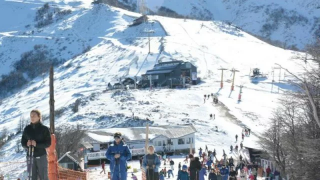 FEHGRA anunció “saldo positivo” respecto del movimiento turístico en el receso invernal (VLA y SMA elegidas)
