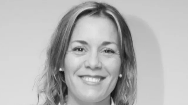 Bustos promovida en Consultores de Empresas