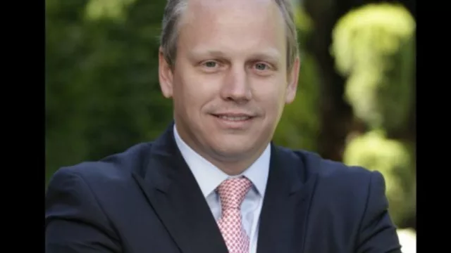 Reinke expone su visión de la gastronomía desde los medios de comunicación