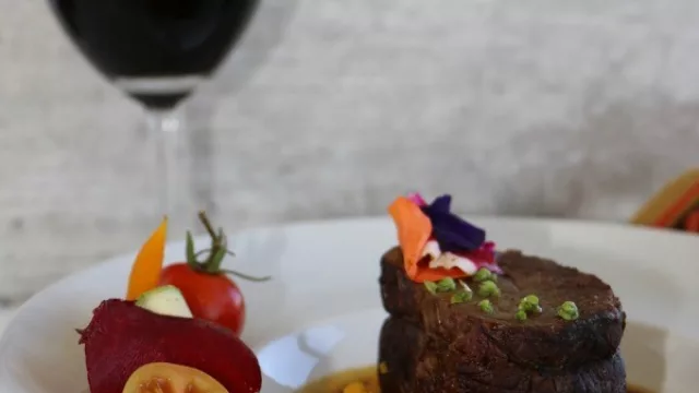 Bodega Familia Schroeder: más propuestas para celebrar la Semana de Mayo