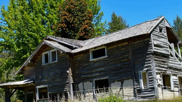 Esperan unos 25 M para restaurar el complejo Rucamalén del lago Correntoso en VLA