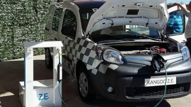 El gobierno reducirá los aranceles para eléctricos e híbridos