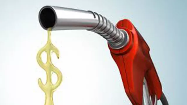 UY sigue teniendo el gas oil y nafta más caros de la región (y también son los que más aumentan)