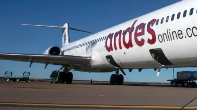 Neuquén apoyó el Plan Aerocomercial Nacional (firmó un acuerdo para ayudar a duplicar la cantidad de pasajeros a nivel país)